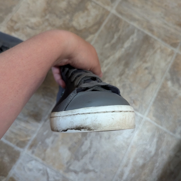 Men's Grey Lacoste Tennis Shoes - Picture 7 of 16